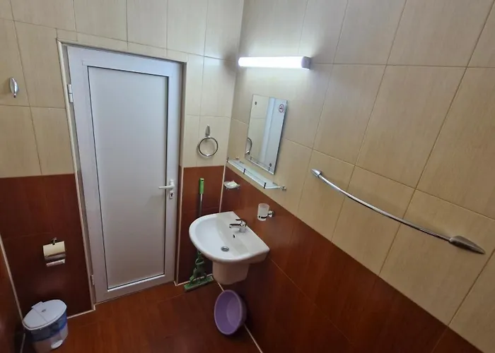 Family Favourite 2* Obzor