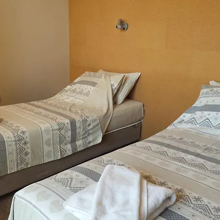 Hotell Family Favourite 2*