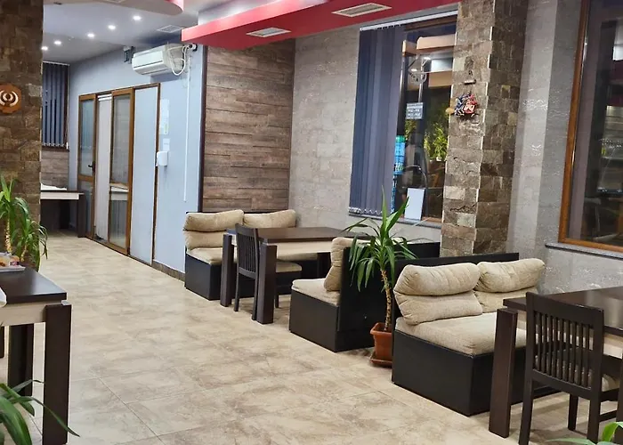 Family Favourite Hotel 2*